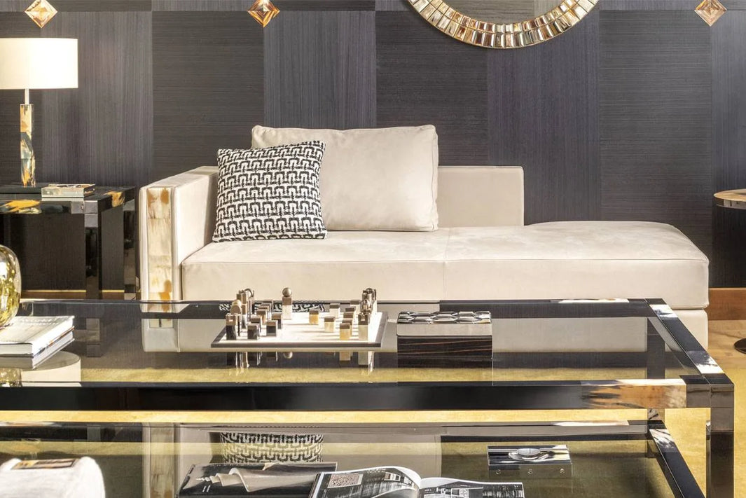 Chaise Longues