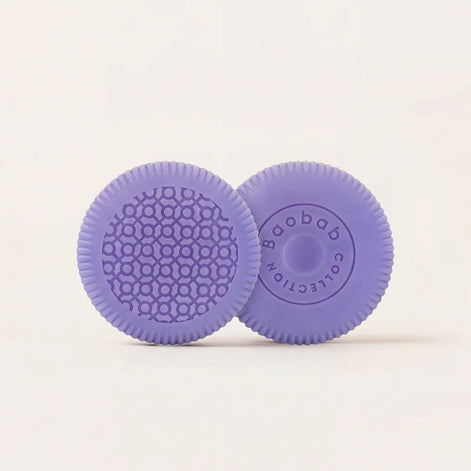 Limited edition Baobab Collection Gentlemen scented soap enriched with baobab oil. A moisturising 150 g soap with masculine notes of rum, saffron, and labdanum, designed for refined everyday skincare and elegant grooming. Archideco Interior Gallery | archideco-interior.com