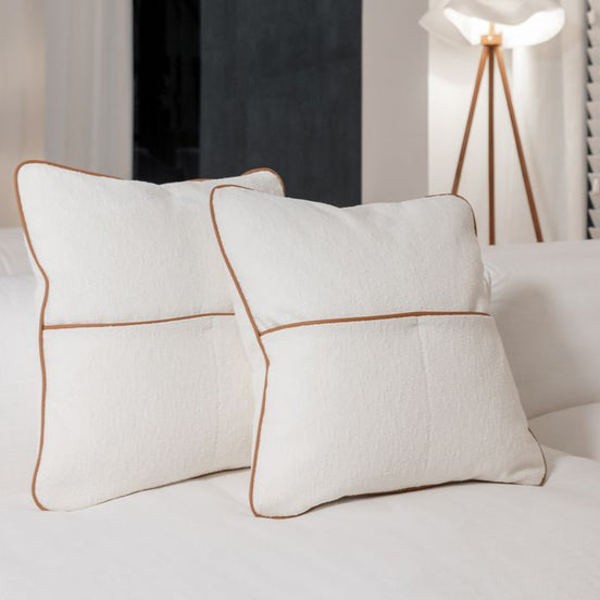Cushions with pockets