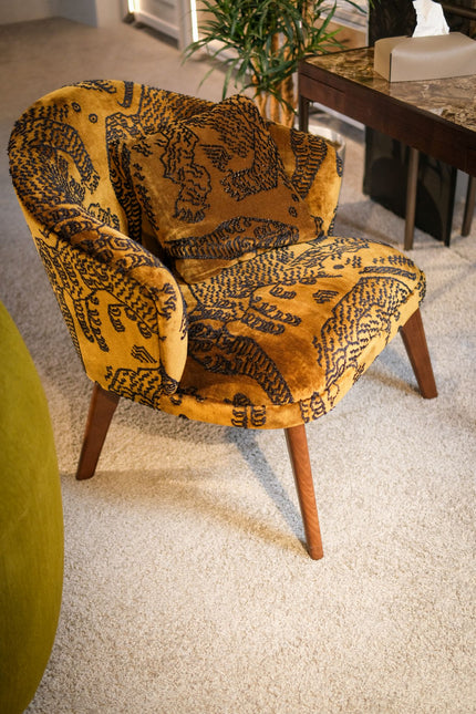 Dedar Milano upholstery and curtain fabric in Archideco Interior Gallery