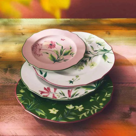 Florenza Malva Decorated Dessert Plate by Ginori 1735