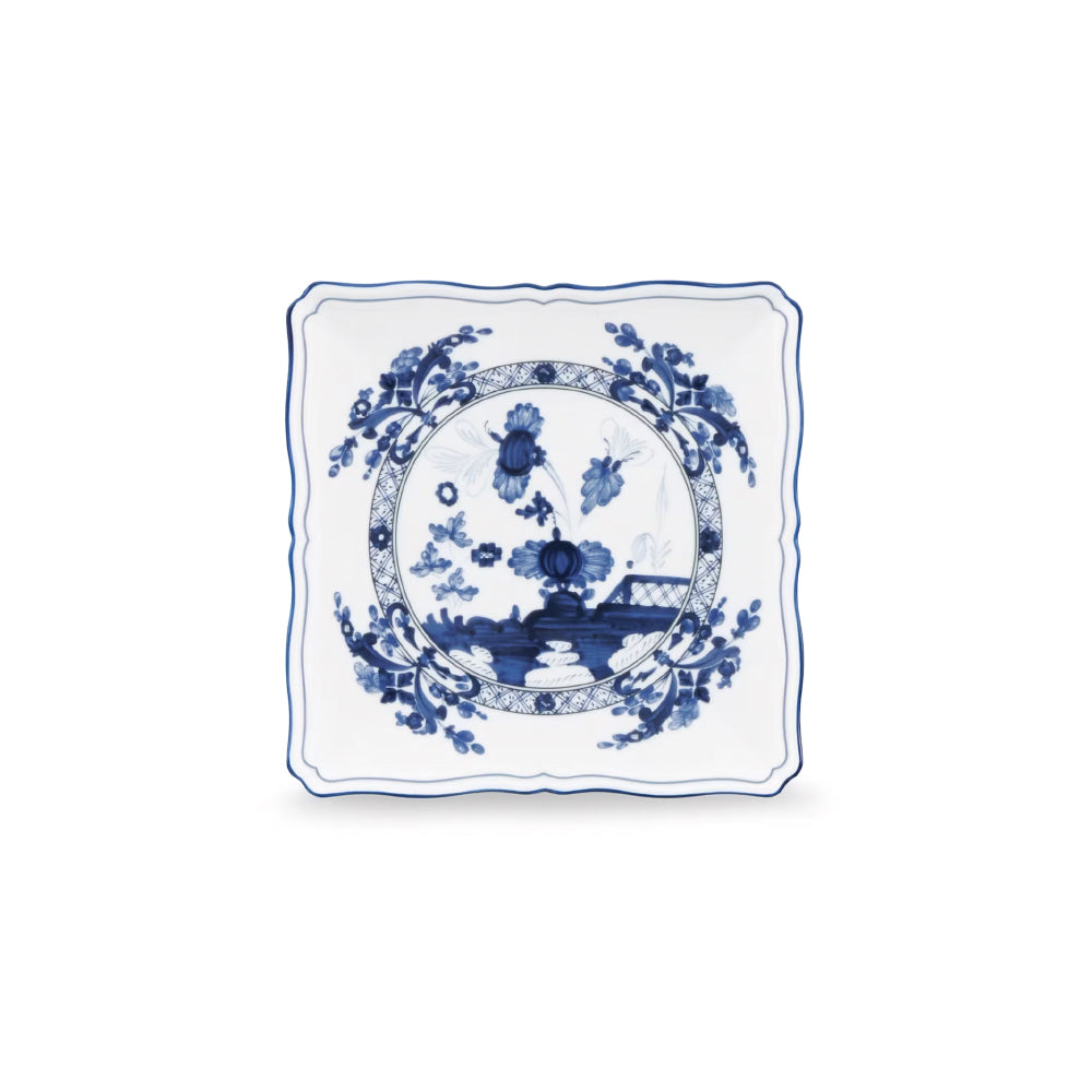 Shop the Ginori 1735 Oriente Italiano Indaco small square porcelain plate. Handcrafted in Italy with iconic Antico Doccia design. Fast shipping.