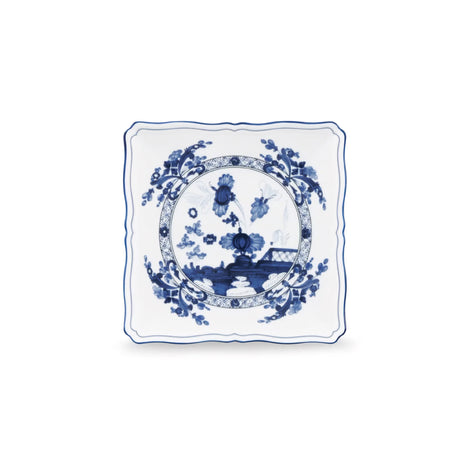 Shop the Ginori 1735 Oriente Italiano Indaco small square porcelain plate. Handcrafted in Italy with iconic Antico Doccia design. Fast shipping.
