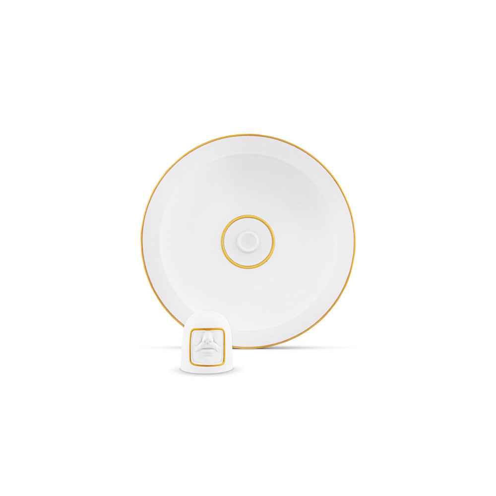 Experience the refined elegance of the Il Frate Pure White Porcelain Incense Burner, an exclusive fragrance accessory from the prestigious LCDC Collection by designer Luca Nichetto. Crafted from fine porcelain, this luxury incense holder combines timeless Italian craftsmanship with contemporary artistic expression, creating a sophisticated addition to any interior.