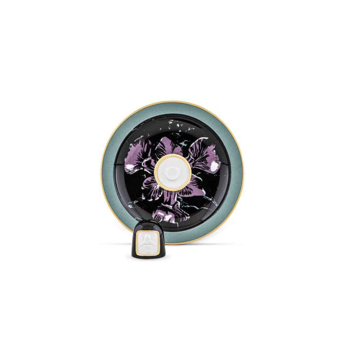 Discover the artistic elegance of the Il Frate Water Porcelain Incense Burner, a collectible fragrance accessory from the exclusive LCDC Collection by designer Luca Nichetto. Crafted from fine porcelain, this luxury incense holder combines Renaissance inspiration, contemporary design, and Italian craftsmanship to create a distinctive decorative piece for refined interiors.