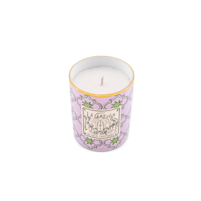 Embark on an imaginary journey to Morocco with the La Gazelle d'Or Scented Candle from the Profumi Luchino Collection by Ginori 1735. Inspired by British artist and designer Luke Edward Hall’s vision of a hidden retreat near the Atlas Mountains, this luxury home fragrance captures the beauty, mystery, and tranquility of Marrakech through an elegant floral and herbaceous scent.