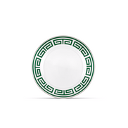 Bring timeless Italian elegance to your table with the&nbsp;Labirinto Emerald Green Porcelain Flat Plate by Ginori 1735, a refined piece from the iconic Labirinto Collection designed by Gio Ponti. Crafted from fine Italian porcelain, this luxury dinner plate combines exceptional craftsmanship with bold geometric design, creating a sophisticated focal point for any dining experience.
