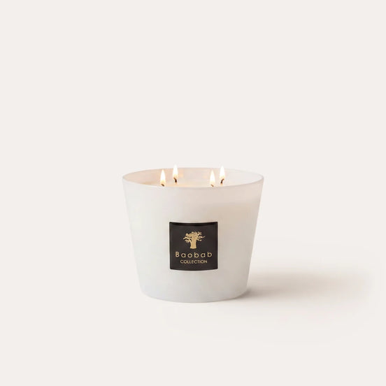 Baobab Collection Pierre de Lune scented candle from the Les Prestigieuses Collection. Fresh floral fragrance with mint and verbena in an elegant decorative glass vessel. Max 10 size with four cotton wicks for refined home fragrance and sophisticated interiors. Archideco Interior Gallery | archideco-interior.com