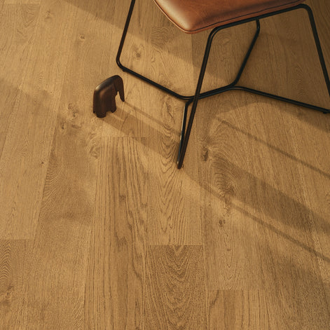 Corà Collezione 150 Brandy brushed European oak parquet with UV Oil finish from Archideco Interior Gallery, Riga.