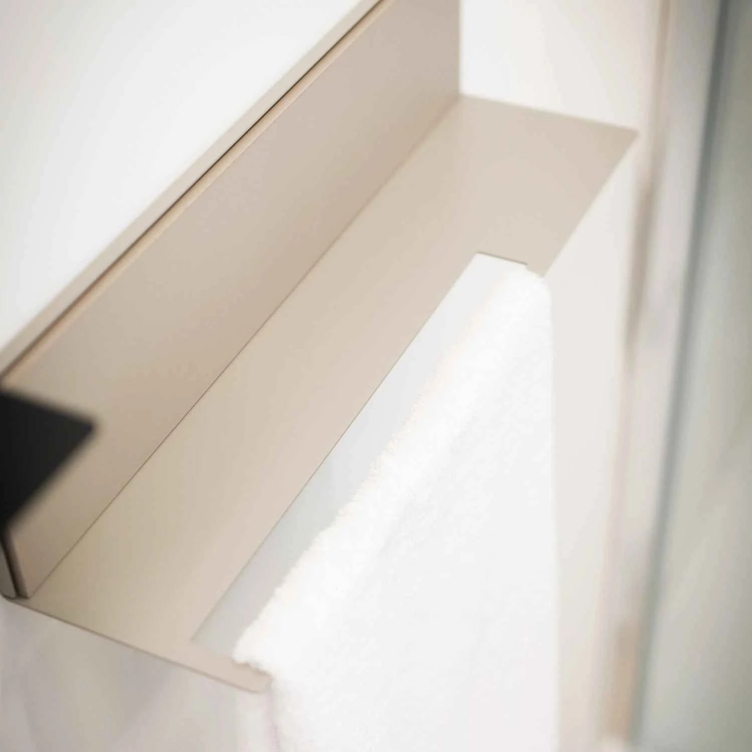 Arblu W50 Towel Rack with Shelf