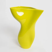 BABY MIA vase