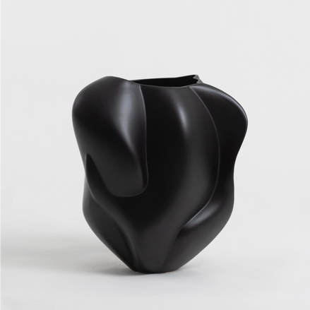 THE EMBRACE vase