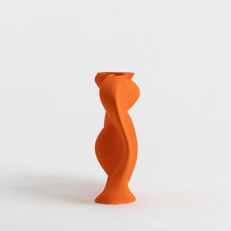 THE HEART vase