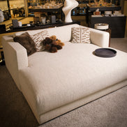 Daniel Chaise Longue by Dom Edizioni at Archideco Interior Gallery
