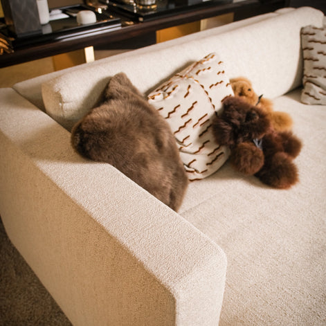 Daniel Chaise Longue by Dom Edizioni at Archideco Interior Gallery