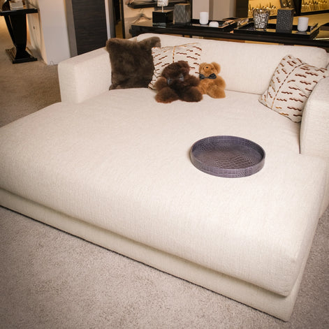 Daniel Chaise Longue by Dom Edizioni at Archideco Interior Gallery