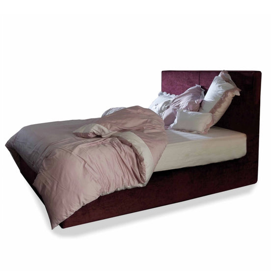 SOIGNÈ bed