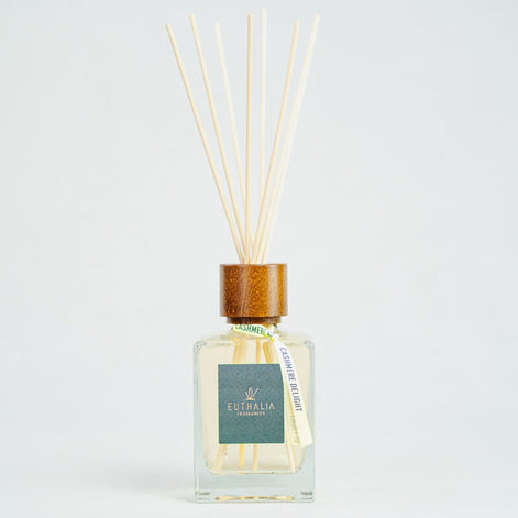 CASHMERE DELIGHT Reed Diffuser by Euthalia