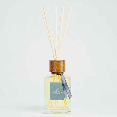 OUD RUBIS Reed Diffuser by Euthalia