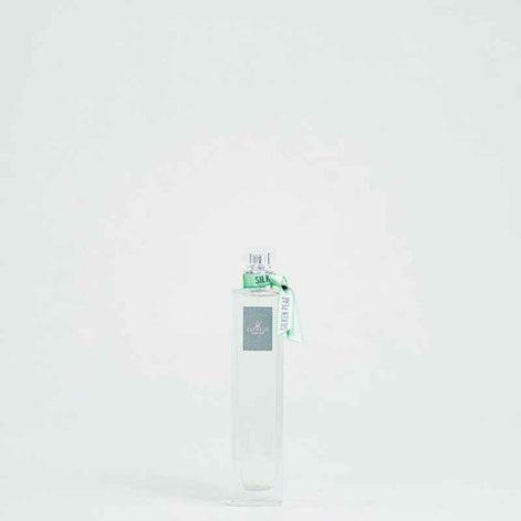 SILKEN PEAR Room Spray by Euthalia