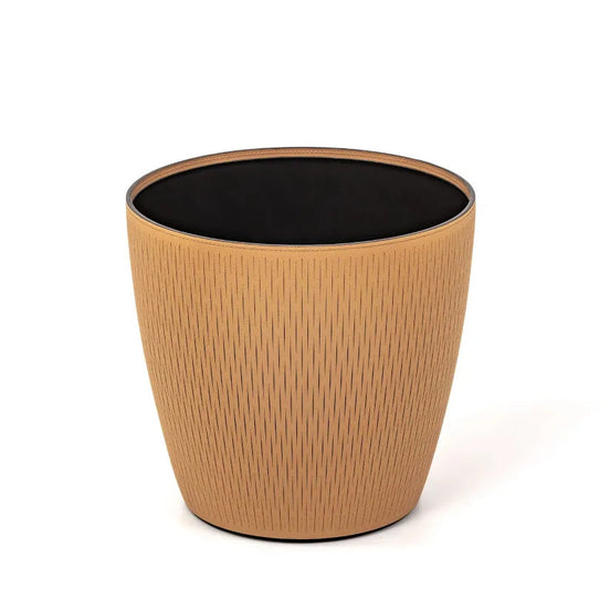 Silvy flower pot