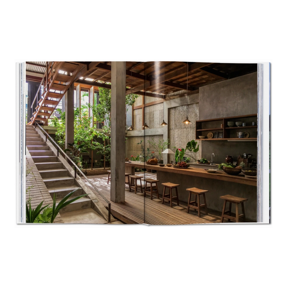 Contemporary Houses. 100 Homes Around the World