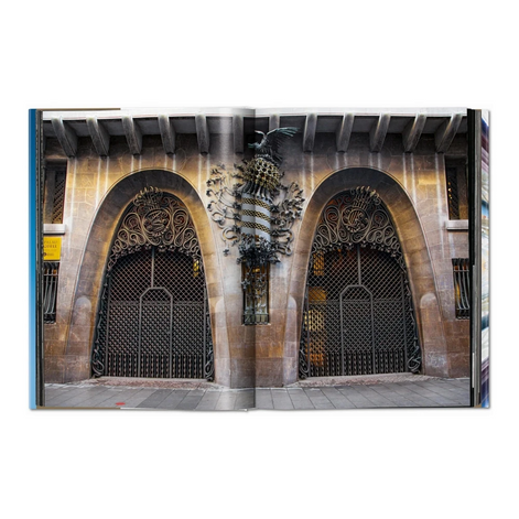 GAUDÍ. The Complete Works